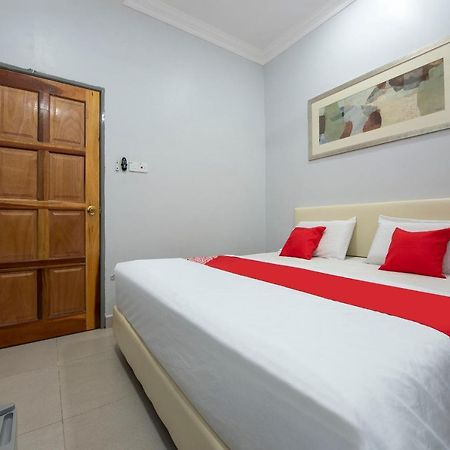 Kampung Sungai Rengit Oyo 90234 Sungai Rengit City Resort 2 מראה חיצוני תמונה