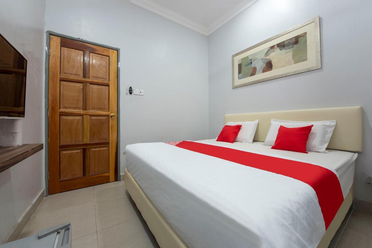 Kampung Sungai Rengit Oyo 90234 Sungai Rengit City Resort 2 מראה חיצוני תמונה