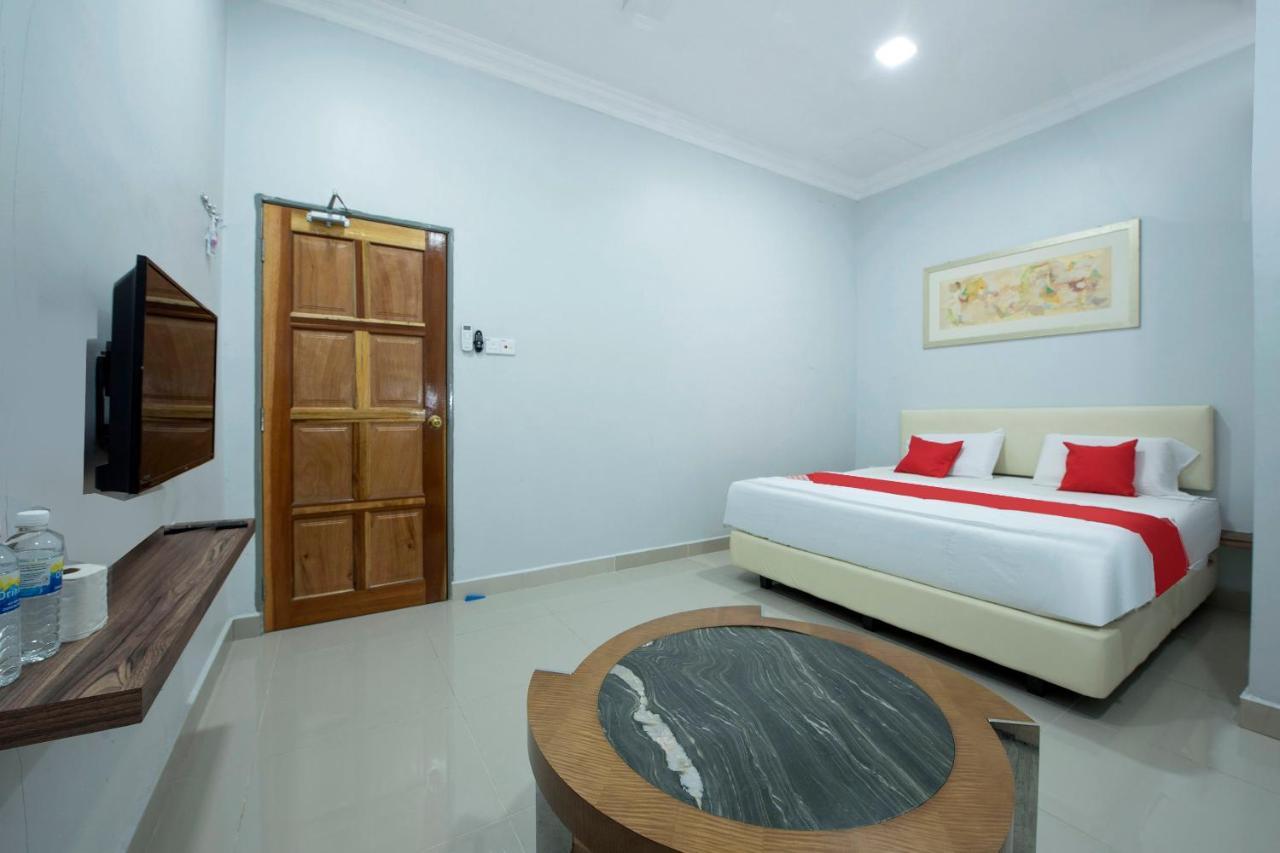 Kampung Sungai Rengit Oyo 90234 Sungai Rengit City Resort 2 מראה חיצוני תמונה