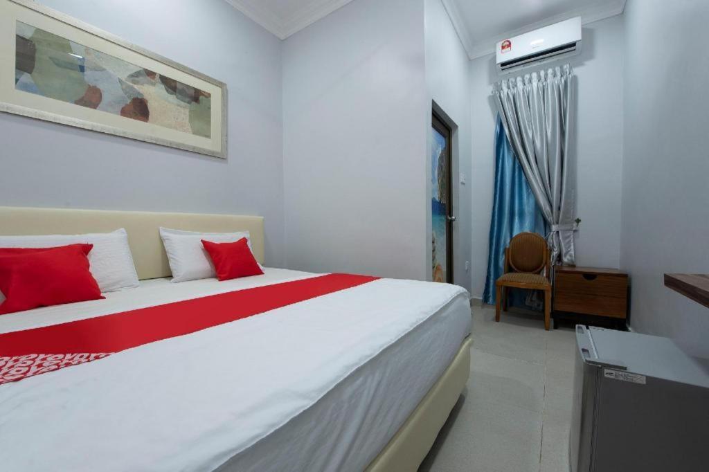 Kampung Sungai Rengit Oyo 90234 Sungai Rengit City Resort 2 מראה חיצוני תמונה
