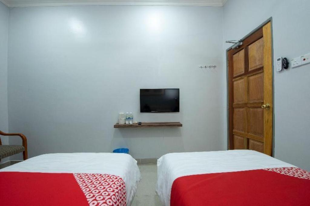 Kampung Sungai Rengit Oyo 90234 Sungai Rengit City Resort 2 מראה חיצוני תמונה